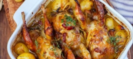 Cailles rôties au miel et pommes de terre 